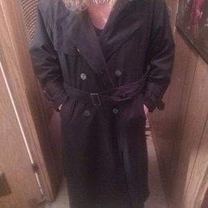 Bill Blass signature trench coat